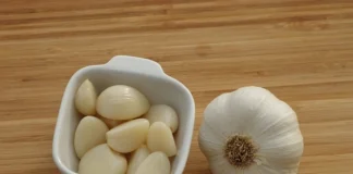 The Advantages of Chewing a Raw Garlic Clove Daily Chewing a Raw Garlic Clove